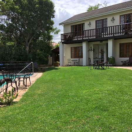 Golf And Garden Guesthouse Somerset West Esterno foto