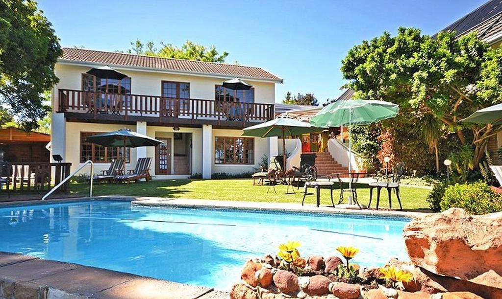 Golf And Garden Guesthouse Somerset West Esterno foto