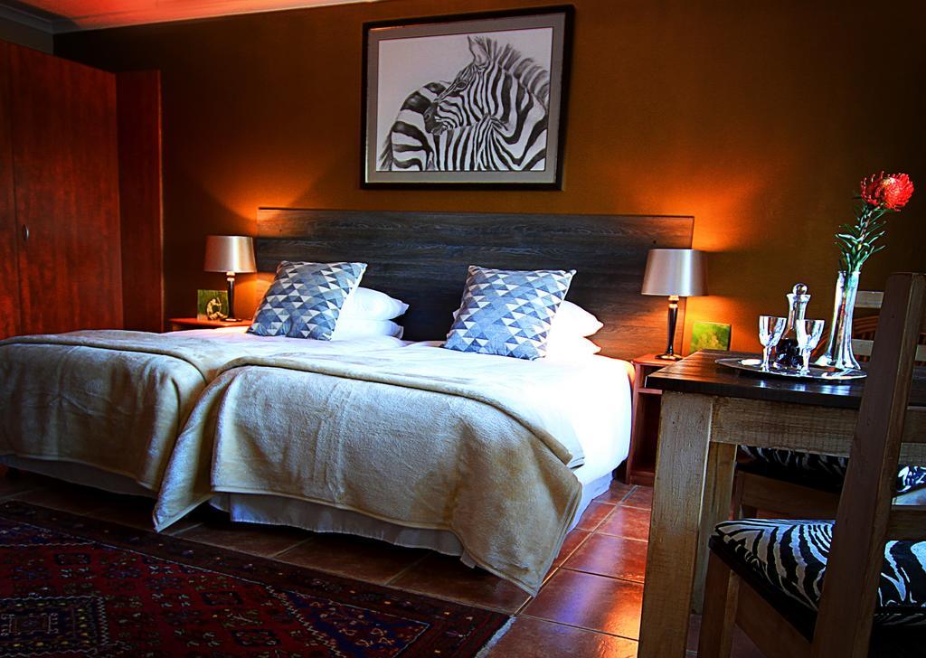 Golf And Garden Guesthouse Somerset West Esterno foto
