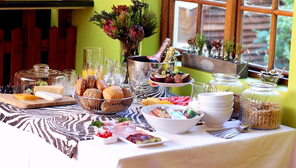 Golf And Garden Guesthouse Somerset West Esterno foto